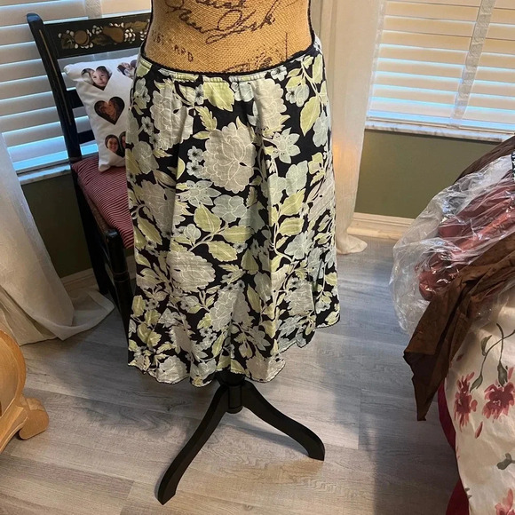 DKNY Navy Aztec Print Silk Elastine‎ 2 - Picture 1 of 3